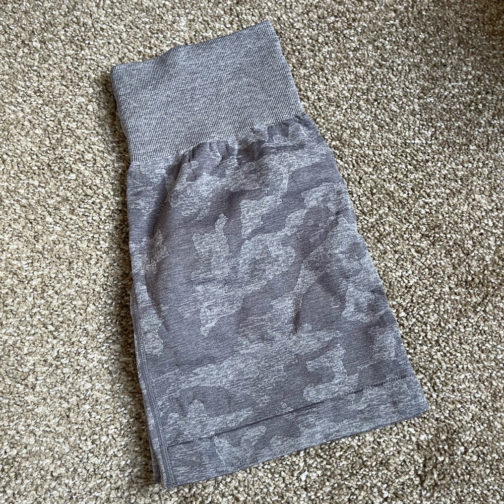 NVGTN Camo Seamless Biker Shorts